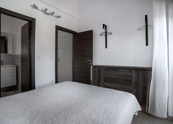 דירה Dukat נין